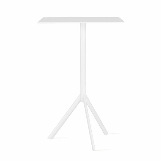 Feluca_3Stars_Table_4